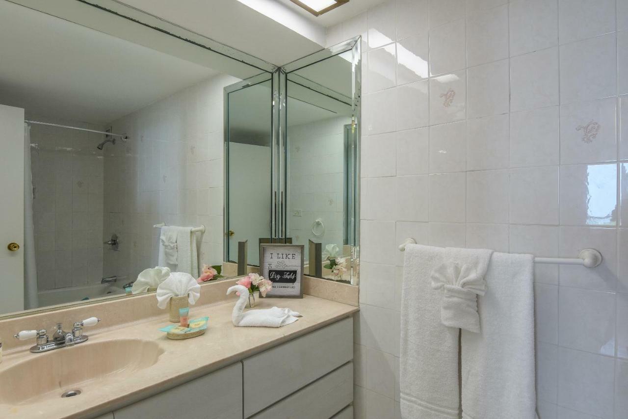 Castle Beach Suites By Vacation Media Miami Beach Extérieur photo