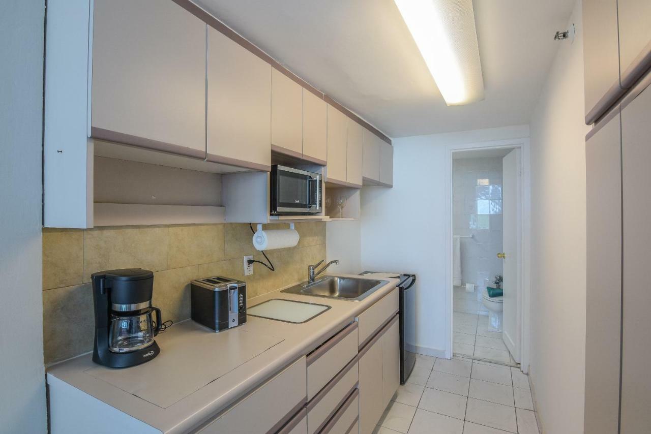 Castle Beach Suites By Vacation Media Miami Beach Extérieur photo
