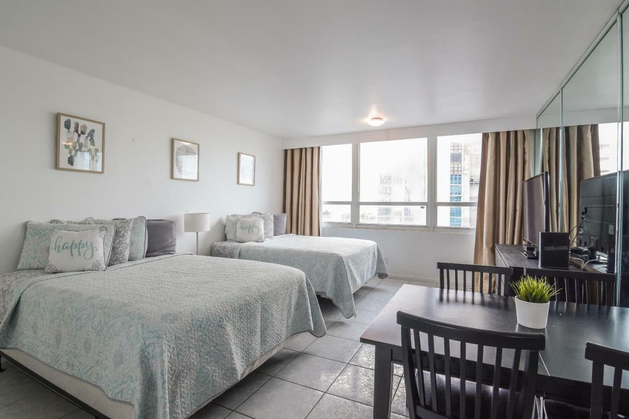 Castle Beach Suites By Vacation Media Miami Beach Extérieur photo