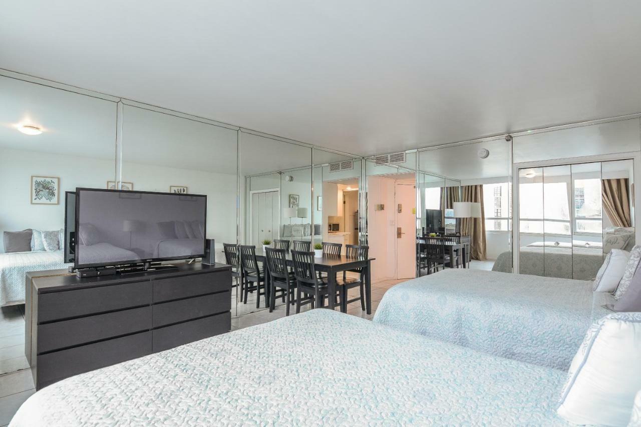 Castle Beach Suites By Vacation Media Miami Beach Extérieur photo